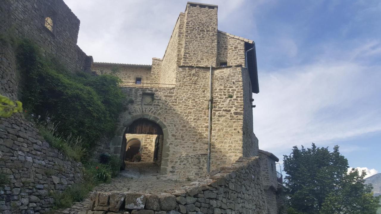 Château Du Poët-célard Hotel